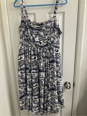torrid White and Navy Palm Print Midi Dress